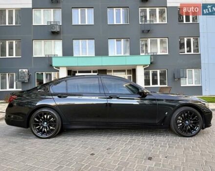 Чорний БМВ 7 Серія, об'ємом двигуна 2.01 л та пробігом 160 тис. км за 36999 $, фото 4 на Automoto.ua