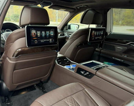 Черный БМВ 7 Серия, объемом двигателя 4.39 л и пробегом 18 тыс. км за 63000 $, фото 43 на Automoto.ua