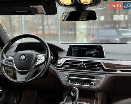 Черный БМВ 7 Серия, объемом двигателя 2.99 л и пробегом 178 тыс. км за 42500 $, фото 36 на Automoto.ua
