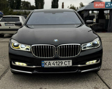 Черный БМВ 7 Серия, объемом двигателя 4.39 л и пробегом 160 тыс. км за 35000 $, фото 6 на Automoto.ua