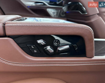 Черный БМВ 7 Серия, объемом двигателя 4.39 л и пробегом 183 тыс. км за 31900 $, фото 38 на Automoto.ua