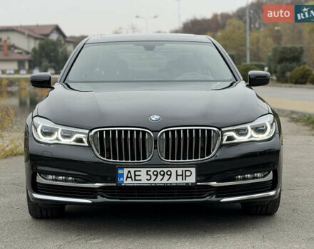 Черный БМВ 7 Серия, объемом двигателя 4.39 л и пробегом 18 тыс. км за 63000 $, фото 4 на Automoto.ua