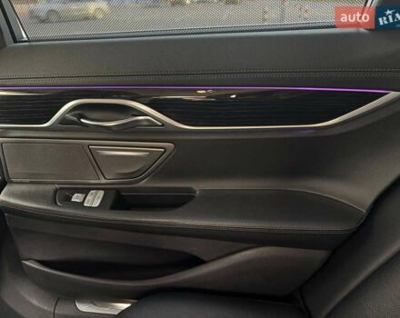 Черный БМВ 7 Серия, объемом двигателя 2.99 л и пробегом 175 тыс. км за 39550 $, фото 26 на Automoto.ua