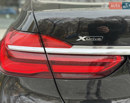 Черный БМВ 7 Серия, объемом двигателя 2.99 л и пробегом 178 тыс. км за 42500 $, фото 42 на Automoto.ua
