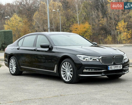 Черный БМВ 7 Серия, объемом двигателя 4.39 л и пробегом 18 тыс. км за 63000 $, фото 2 на Automoto.ua