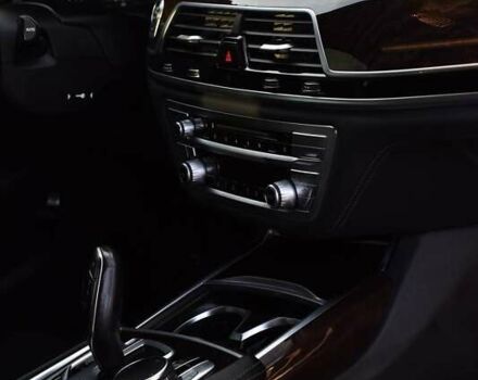 Черный БМВ 7 Серия, объемом двигателя 3 л и пробегом 185 тыс. км за 34500 $, фото 15 на Automoto.ua