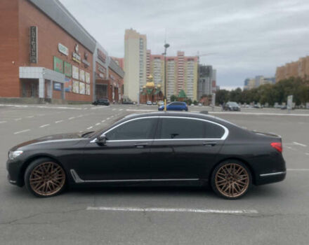 Чорний БМВ 7 Серія, об'ємом двигуна 3 л та пробігом 78 тис. км за 33000 $, фото 2 на Automoto.ua