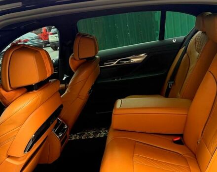 Черный БМВ 7 Серия, объемом двигателя 3 л и пробегом 75 тыс. км за 30000 $, фото 5 на Automoto.ua