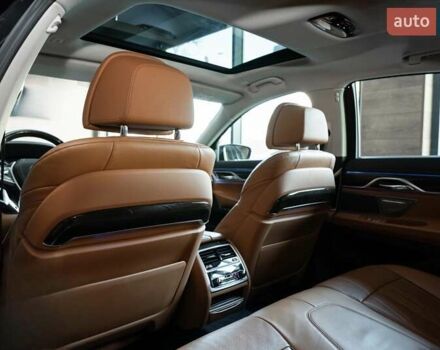 Черный БМВ 7 Серия, объемом двигателя 2 л и пробегом 110 тыс. км за 35000 $, фото 23 на Automoto.ua