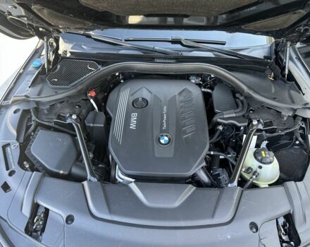 Чорний БМВ 7 Серія, об'ємом двигуна 3 л та пробігом 165 тис. км за 33700 $, фото 21 на Automoto.ua