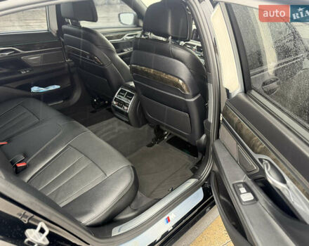 Черный БМВ 7 Серия, объемом двигателя 3 л и пробегом 120 тыс. км за 38000 $, фото 20 на Automoto.ua