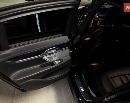 Черный БМВ 7 Серия, объемом двигателя 2.99 л и пробегом 255 тыс. км за 42499 $, фото 18 на Automoto.ua