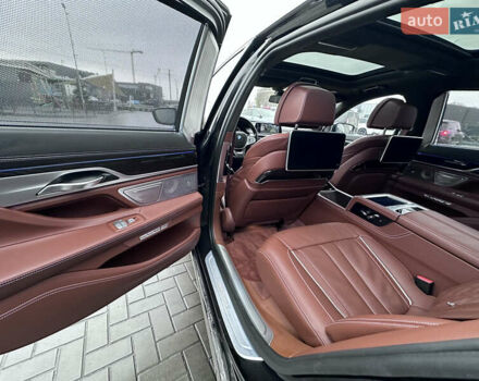 Черный БМВ 7 Серия, объемом двигателя 4.39 л и пробегом 183 тыс. км за 31900 $, фото 29 на Automoto.ua