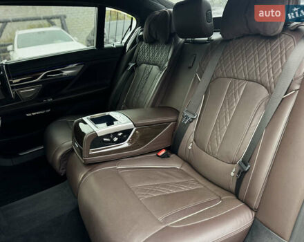 Черный БМВ 7 Серия, объемом двигателя 4.39 л и пробегом 160 тыс. км за 35000 $, фото 49 на Automoto.ua