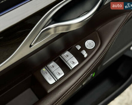 Черный БМВ 7 Серия, объемом двигателя 4.39 л и пробегом 160 тыс. км за 35000 $, фото 23 на Automoto.ua