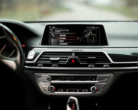 Черный БМВ 7 Серия, объемом двигателя 2.99 л и пробегом 138 тыс. км за 38700 $, фото 13 на Automoto.ua