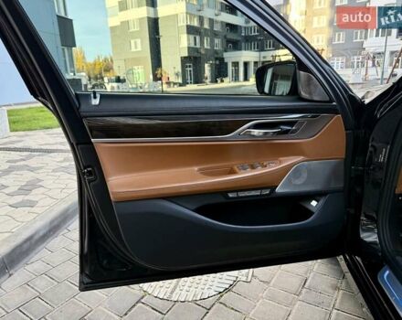 Чорний БМВ 7 Серія, об'ємом двигуна 2.01 л та пробігом 160 тис. км за 36999 $, фото 38 на Automoto.ua