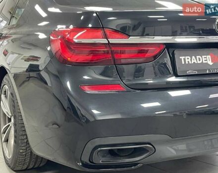 Черный БМВ 7 Серия, объемом двигателя 2.99 л и пробегом 178 тыс. км за 39990 $, фото 11 на Automoto.ua