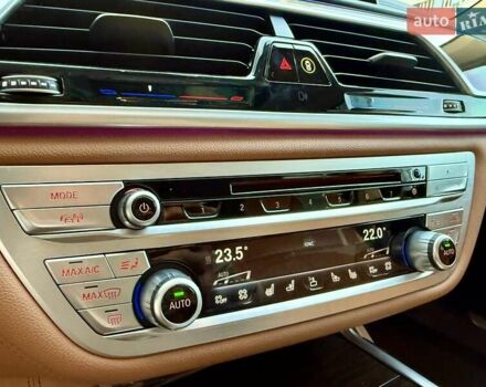 Чорний БМВ 7 Серія, об'ємом двигуна 2.01 л та пробігом 160 тис. км за 36999 $, фото 55 на Automoto.ua