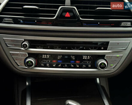 Черный БМВ 7 Серия, объемом двигателя 4.39 л и пробегом 160 тыс. км за 35000 $, фото 41 на Automoto.ua