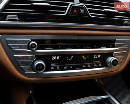 Черный БМВ 7 Серия, объемом двигателя 4.4 л и пробегом 228 тыс. км за 26400 $, фото 29 на Automoto.ua