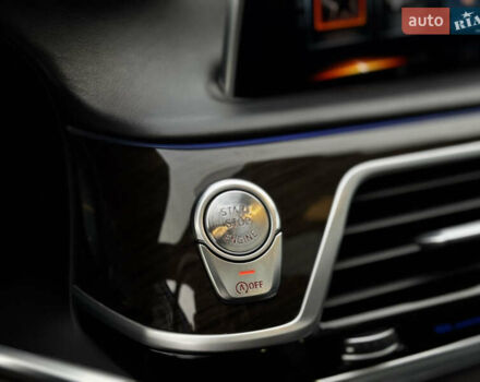 Черный БМВ 7 Серия, объемом двигателя 4.39 л и пробегом 160 тыс. км за 35000 $, фото 98 на Automoto.ua