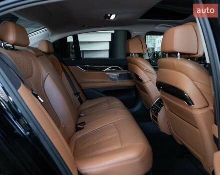 Черный БМВ 7 Серия, объемом двигателя 2 л и пробегом 110 тыс. км за 35000 $, фото 13 на Automoto.ua