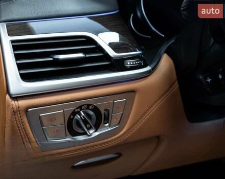 Черный БМВ 7 Серия, объемом двигателя 2 л и пробегом 110 тыс. км за 35000 $, фото 25 на Automoto.ua