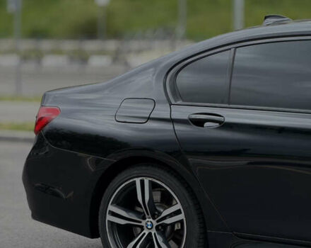 Черный БМВ 7 Серия, объемом двигателя 4.39 л и пробегом 190 тыс. км за 31000 $, фото 4 на Automoto.ua