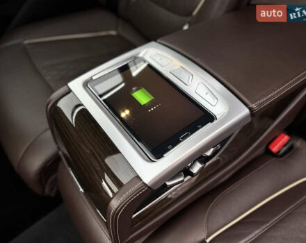 Черный БМВ 7 Серия, объемом двигателя 4.39 л и пробегом 160 тыс. км за 35000 $, фото 51 на Automoto.ua