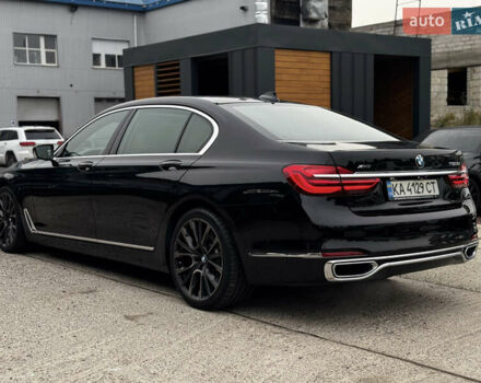 Черный БМВ 7 Серия, объемом двигателя 4.39 л и пробегом 160 тыс. км за 35000 $, фото 1 на Automoto.ua