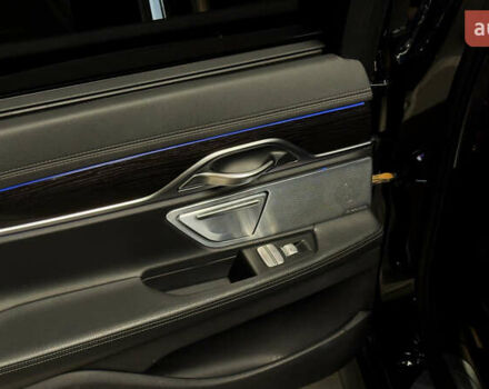 Черный БМВ 7 Серия, объемом двигателя 2.99 л и пробегом 255 тыс. км за 42499 $, фото 17 на Automoto.ua