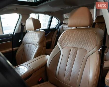 Черный БМВ 7 Серия, объемом двигателя 2 л и пробегом 110 тыс. км за 35000 $, фото 31 на Automoto.ua