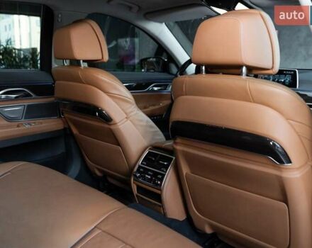 Черный БМВ 7 Серия, объемом двигателя 2 л и пробегом 110 тыс. км за 35000 $, фото 15 на Automoto.ua