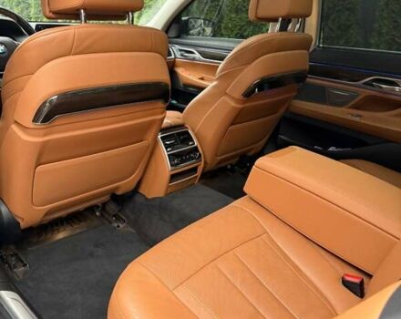 Чорний БМВ 7 Серія, об'ємом двигуна 3 л та пробігом 160 тис. км за 26990 $, фото 11 на Automoto.ua