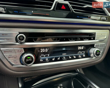 Черный БМВ 7 Серия, объемом двигателя 4.39 л и пробегом 18 тыс. км за 63000 $, фото 38 на Automoto.ua