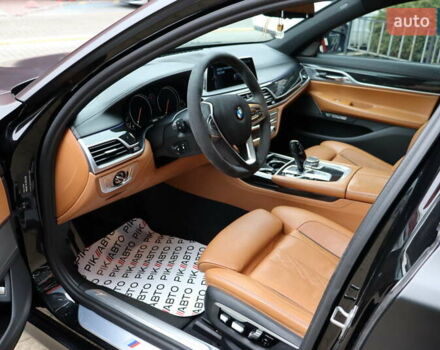 Черный БМВ 7 Серия, объемом двигателя 4.4 л и пробегом 228 тыс. км за 26400 $, фото 14 на Automoto.ua