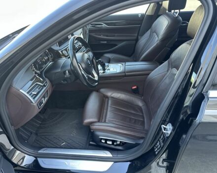 Чорний БМВ 7 Серія, об'ємом двигуна 3 л та пробігом 165 тис. км за 33700 $, фото 11 на Automoto.ua