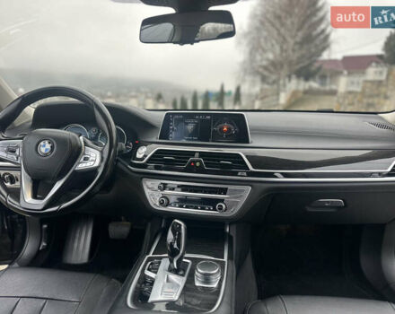 Черный БМВ 7 Серия, объемом двигателя 3 л и пробегом 185 тыс. км за 27000 $, фото 31 на Automoto.ua