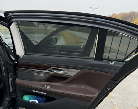 Черный БМВ 7 Серия, объемом двигателя 4.39 л и пробегом 18 тыс. км за 63000 $, фото 55 на Automoto.ua