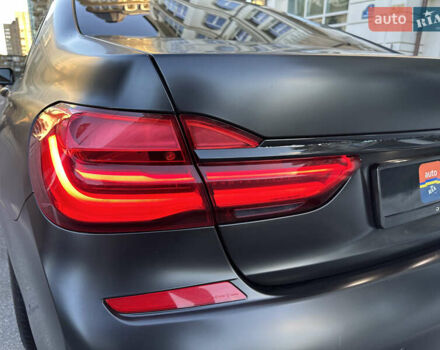 Черный БМВ 7 Серия, объемом двигателя 4.4 л и пробегом 220 тыс. км за 25500 $, фото 59 на Automoto.ua