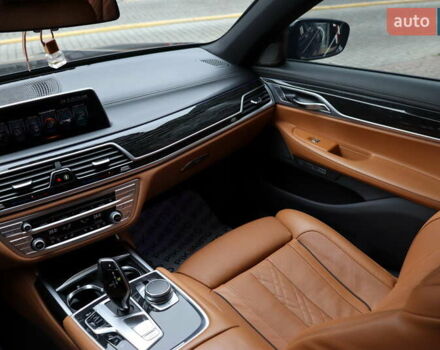 Черный БМВ 7 Серия, объемом двигателя 4.4 л и пробегом 228 тыс. км за 26400 $, фото 45 на Automoto.ua
