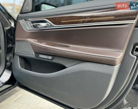 Черный БМВ 7 Серия, объемом двигателя 2.99 л и пробегом 178 тыс. км за 42500 $, фото 26 на Automoto.ua