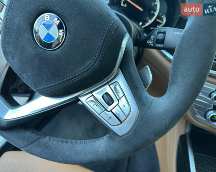 Черный БМВ 7 Серия, объемом двигателя 4.4 л и пробегом 220 тыс. км за 25500 $, фото 28 на Automoto.ua