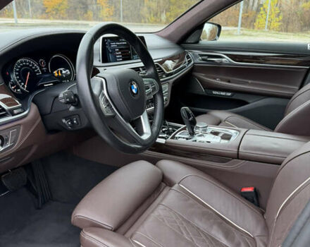 Черный БМВ 7 Серия, объемом двигателя 4.39 л и пробегом 18 тыс. км за 63000 $, фото 30 на Automoto.ua