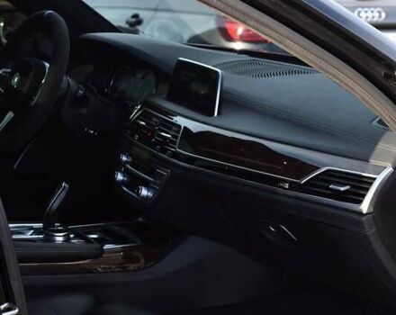 Черный БМВ 7 Серия, объемом двигателя 3 л и пробегом 185 тыс. км за 34500 $, фото 19 на Automoto.ua