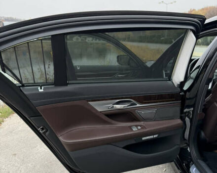 Черный БМВ 7 Серия, объемом двигателя 4.39 л и пробегом 18 тыс. км за 63000 $, фото 45 на Automoto.ua