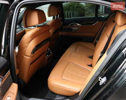 Черный БМВ 7 Серия, объемом двигателя 4.4 л и пробегом 228 тыс. км за 26400 $, фото 41 на Automoto.ua