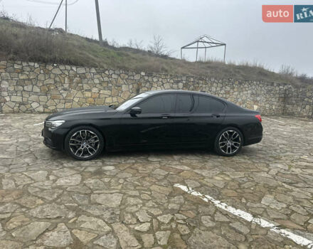 Черный БМВ 7 Серия, объемом двигателя 3 л и пробегом 185 тыс. км за 27000 $, фото 3 на Automoto.ua