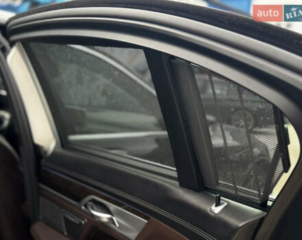 Черный БМВ 7 Серия, объемом двигателя 4.39 л и пробегом 160 тыс. км за 35000 $, фото 70 на Automoto.ua